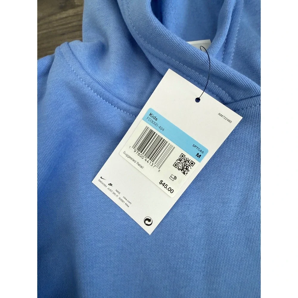Youth size medium Nike hoodie sweatshirt periwinkle blue back to school NWT